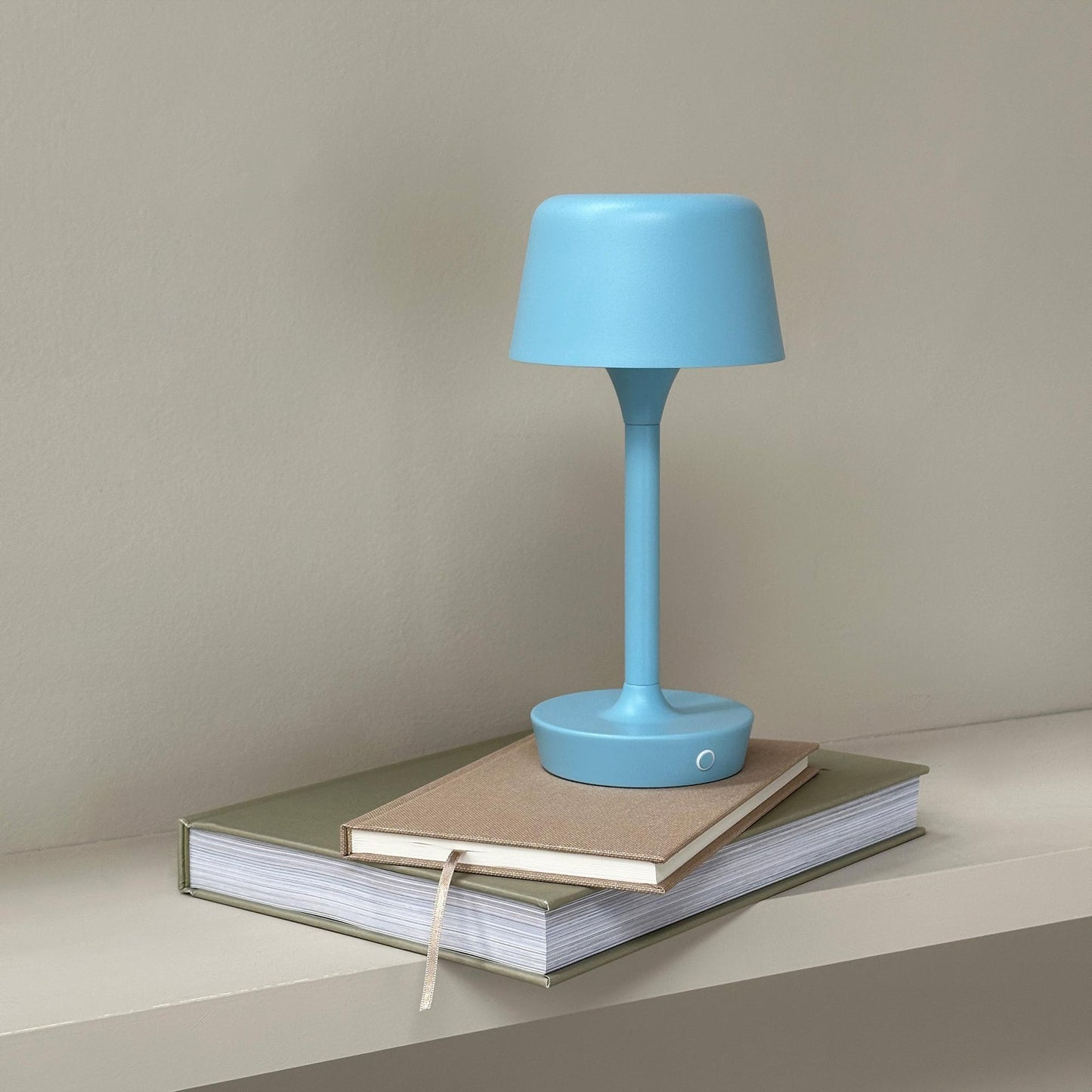 Dyberg Larsen Flow Table Lamp Light Blue