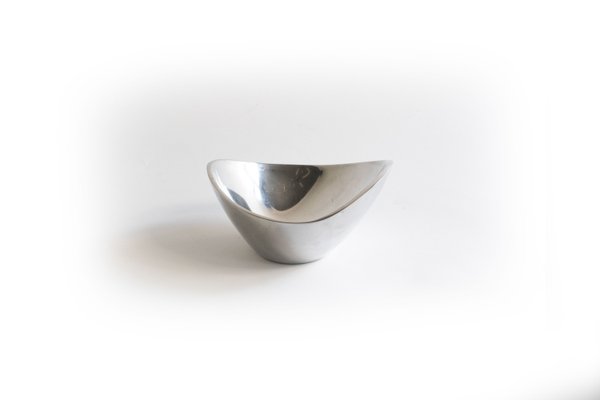 579 Butterfly Bowl in Silver from Nambe-XH-2035933