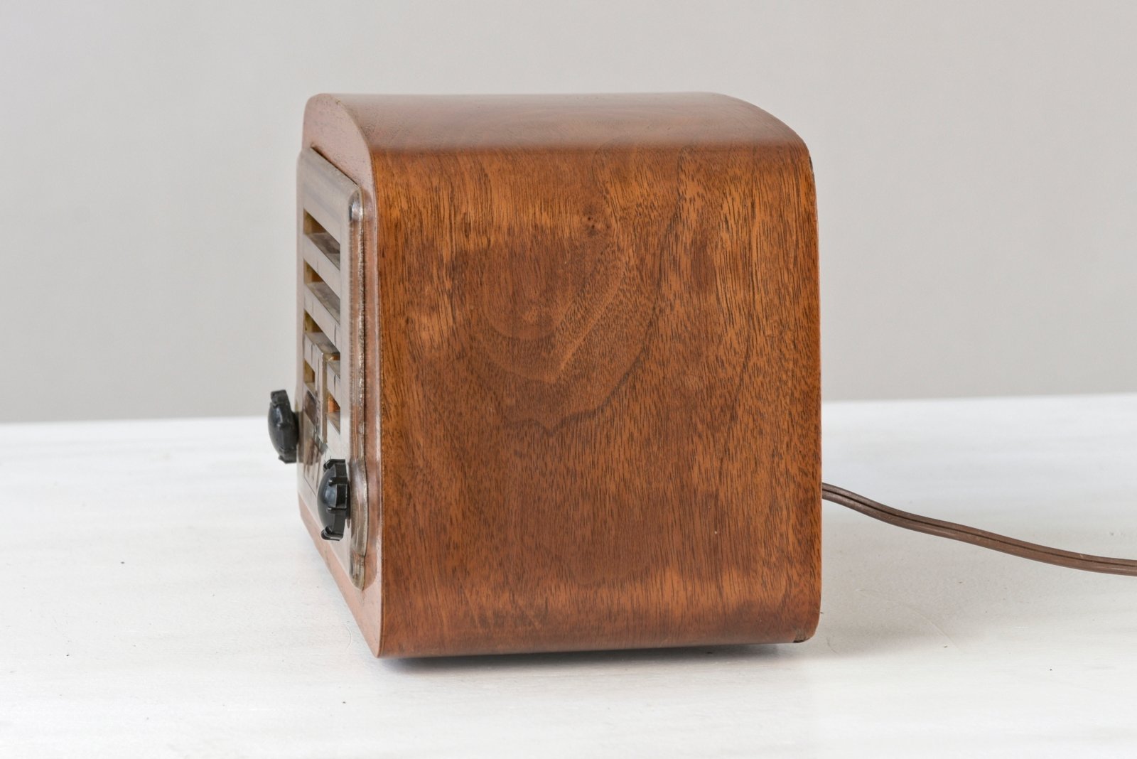 588A Radio by Charles & Ray Eames for Emerson, 1946