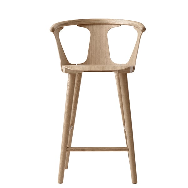 In Between SK7 bar stool by &Tradition #65 cm, oiled oak #