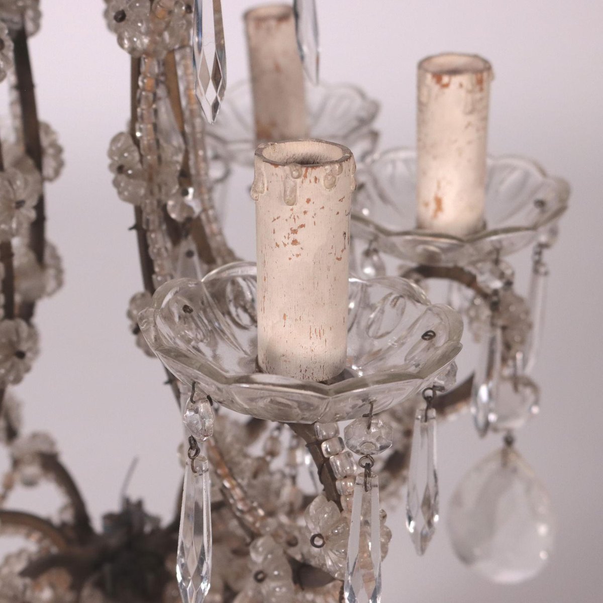 6-Light Candleholder with Vase-Shaped Base