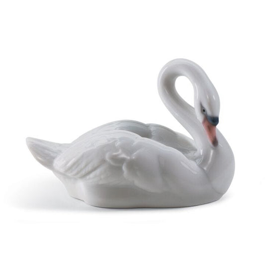 Elegant Swan Figurine by Lladró