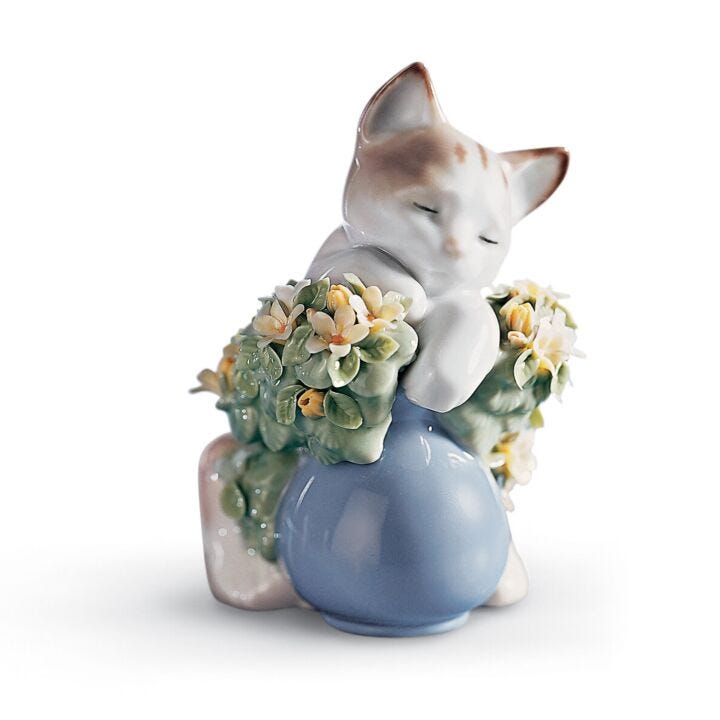 Dreamy Kitten Cat Figurine by Lladró