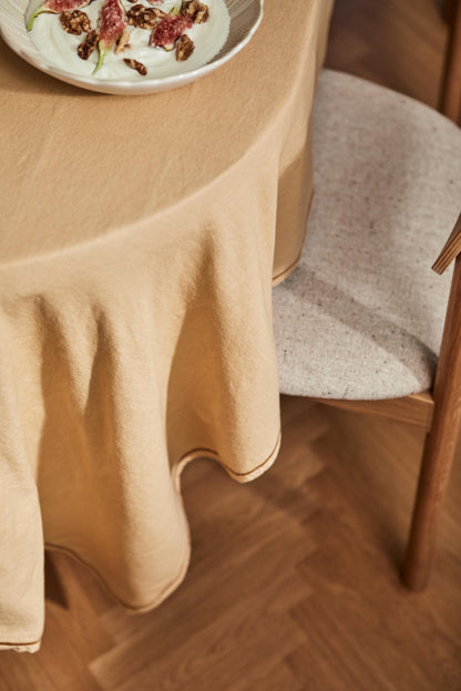 Decotique Sienna Tablecloth 140x240 Sand