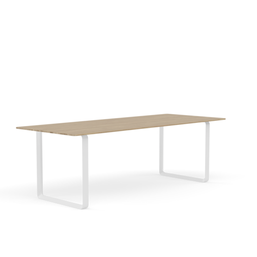 70/70 Table (225 x 90 cm)