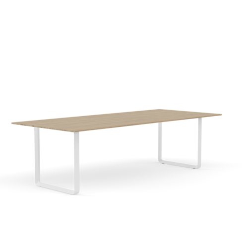 70/70 Table (255 x 108 cm)