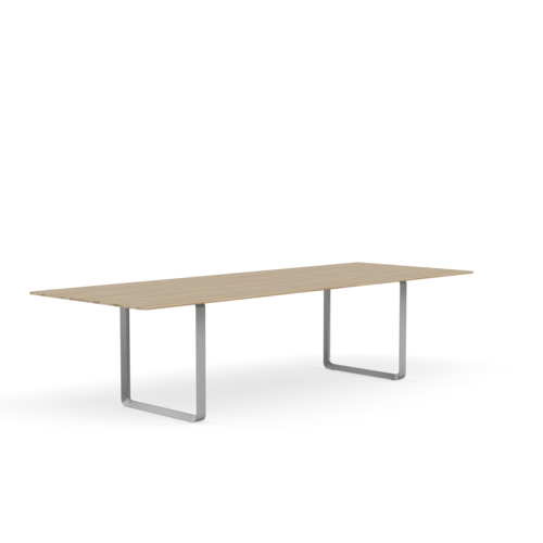 70/70 Table (295 x 108 cm)