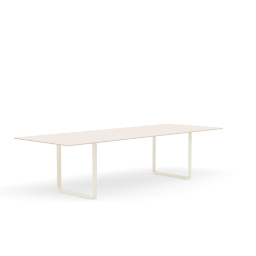 70/70 Table (295 x 108 cm)