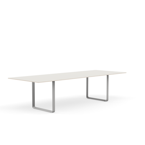 70/70 Table (295 x 108 cm)