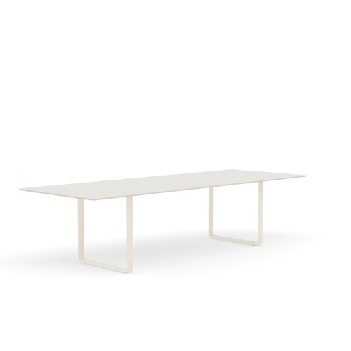 70/70 Table (295 x 108 cm)