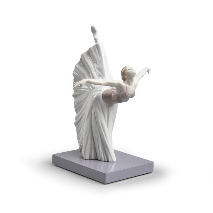 Giselle Arabesque Ballet Figurine by Lladró