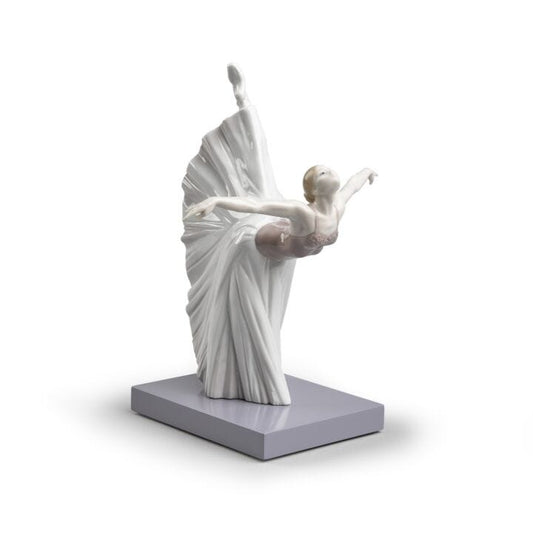 Giselle Arabesque Ballet Figurine by Lladró
