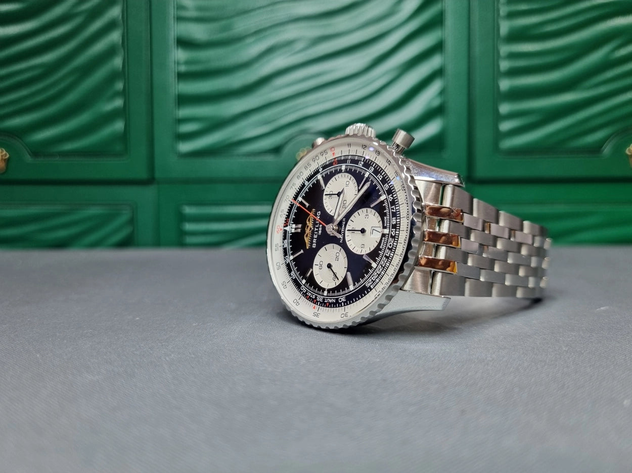 [빈티지/매장즉시발송] Breitling 네비타이머 크로노그래프 43 (스틸 | 블랙 다이얼 | 메탈 브레이슬릿)