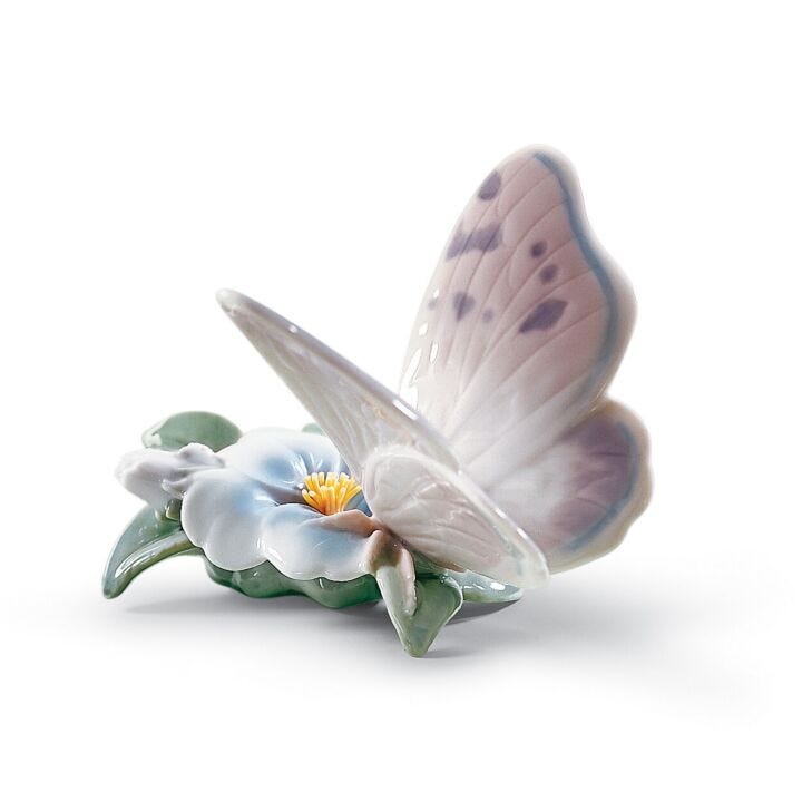 Refreshing Pause Butterfly Figurine by Lladró
