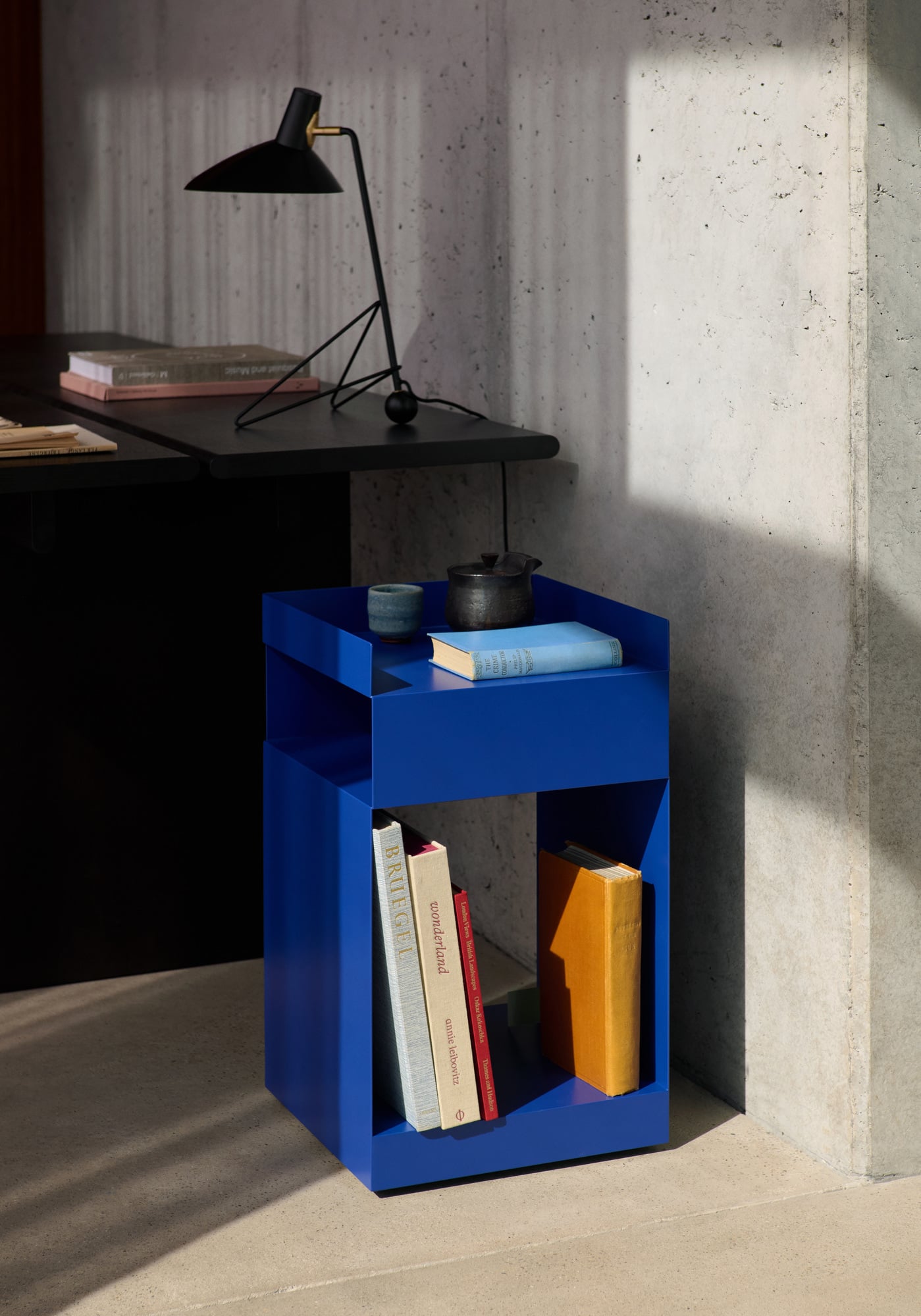 Rotate SC73 side table, cobalt blue