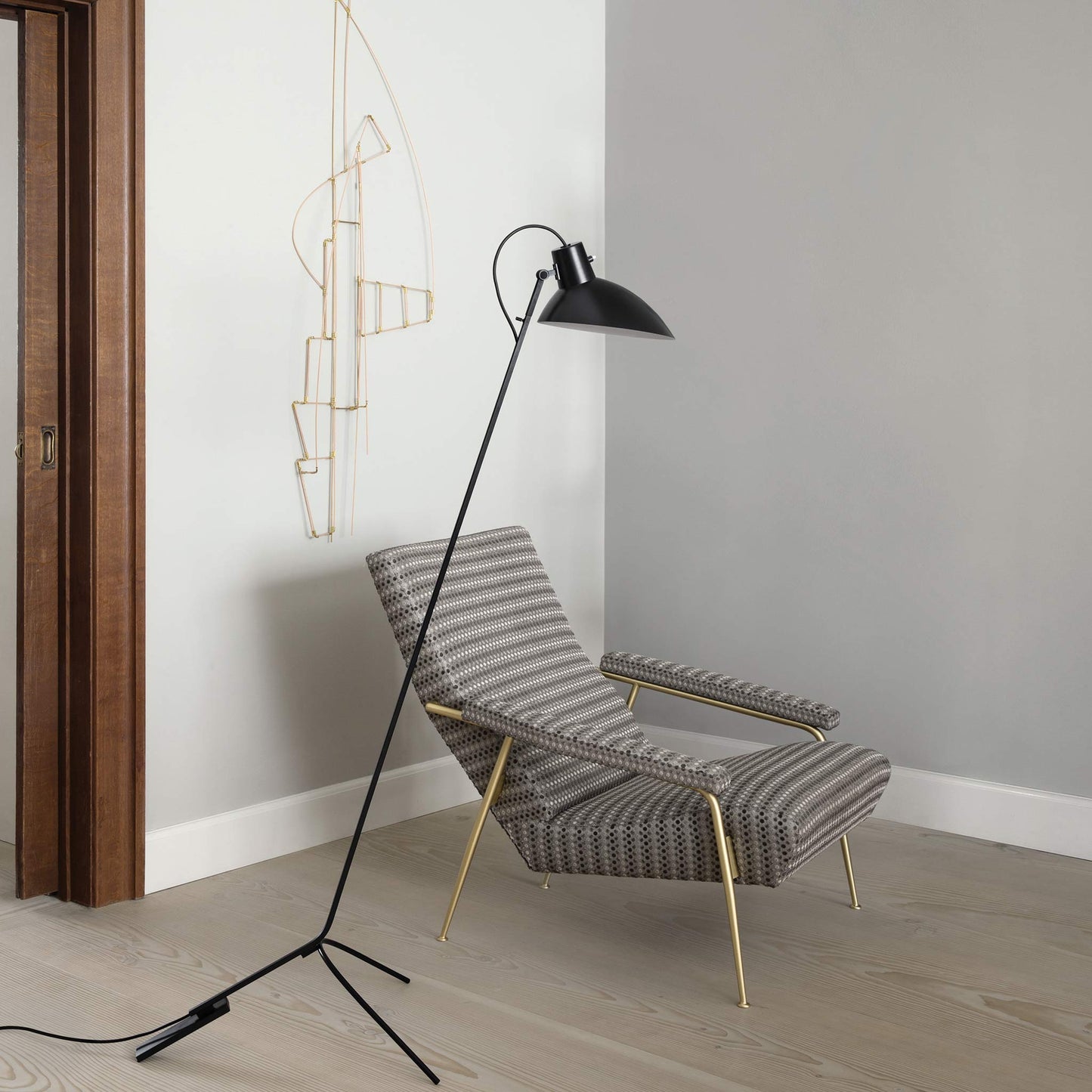 Floor Lamp Vv Cinquanta by Astep #Black Frame / Black Reflector