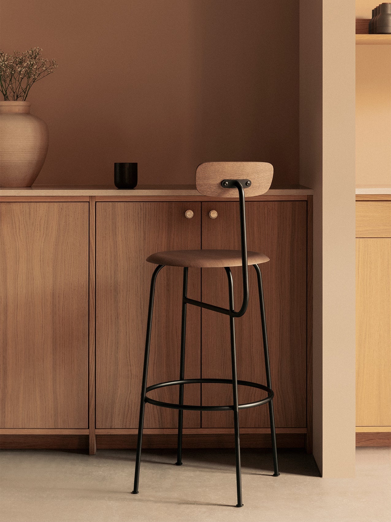 AFTEROOM BAR CHAIR, BLACK BASE, VENEER SEAT AND BACK