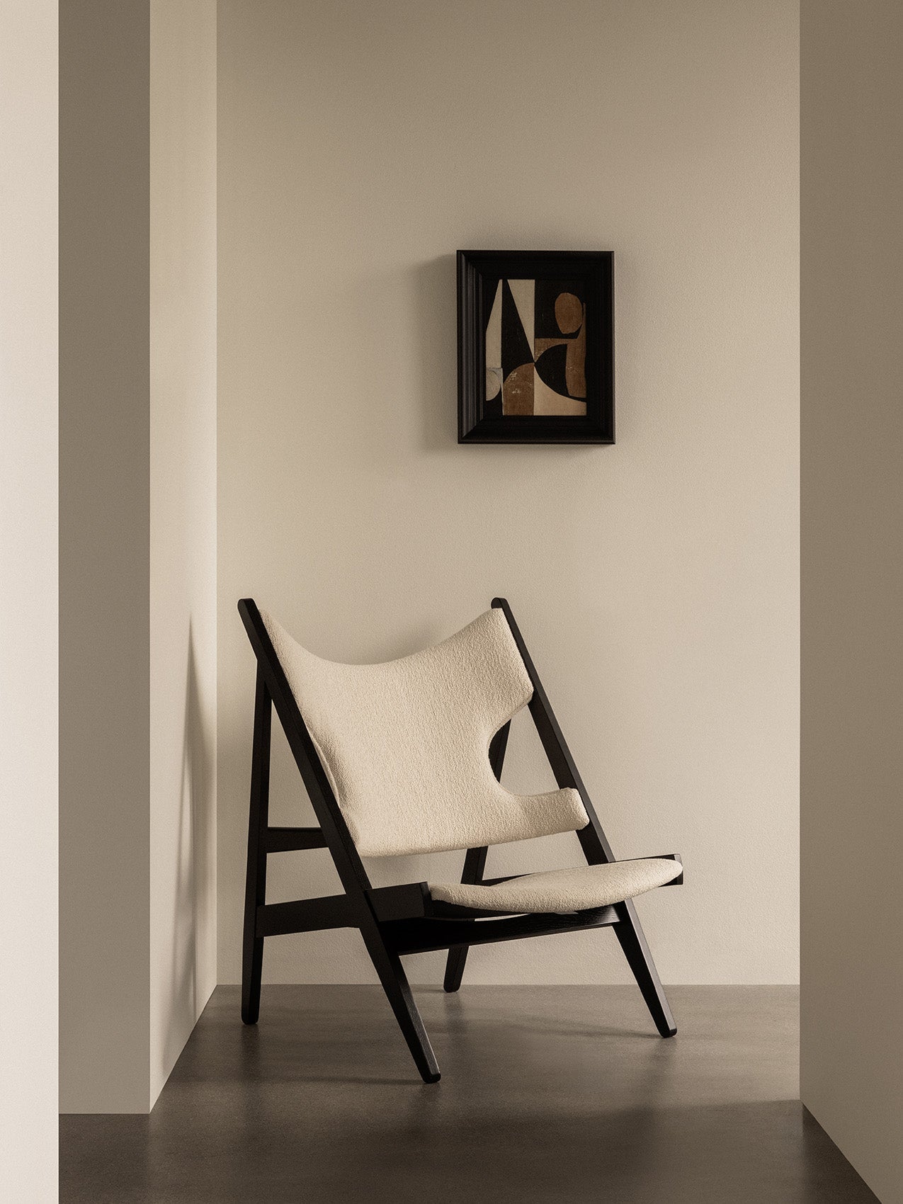 KNITTING LOUNGE CHAIR, OAK BASE