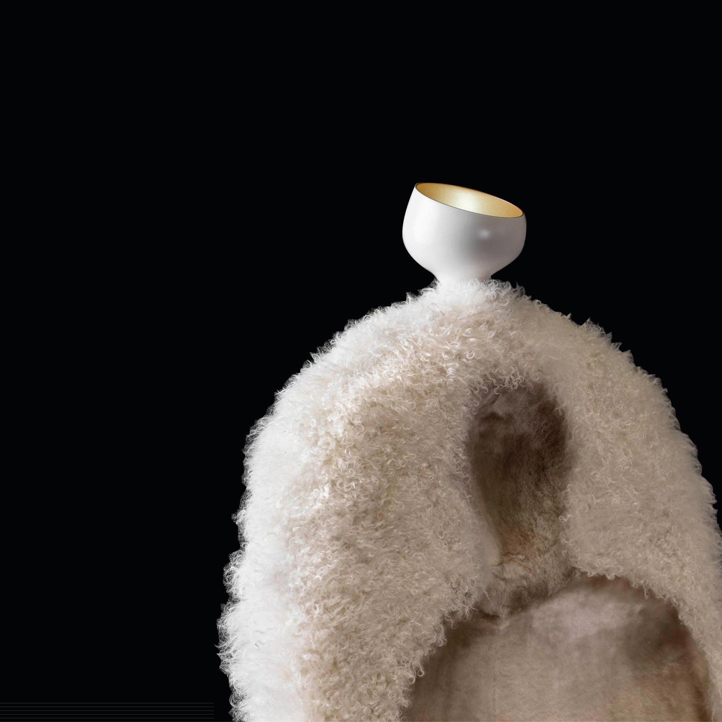 High-Back Fur Armchair With Armrests Invisible Personage by Bd Barcelona Design