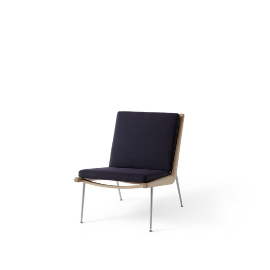 Boomerang Lounge Chair HM1