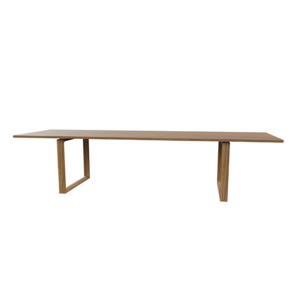 Essay™ - CM31, Dining Table, 317 x 100 cm by Fritz Hansen