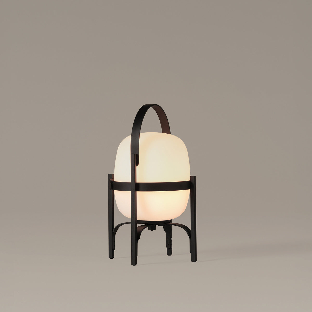 CESTITA ALUBAT - LED cordless glass and aluminium table lamp