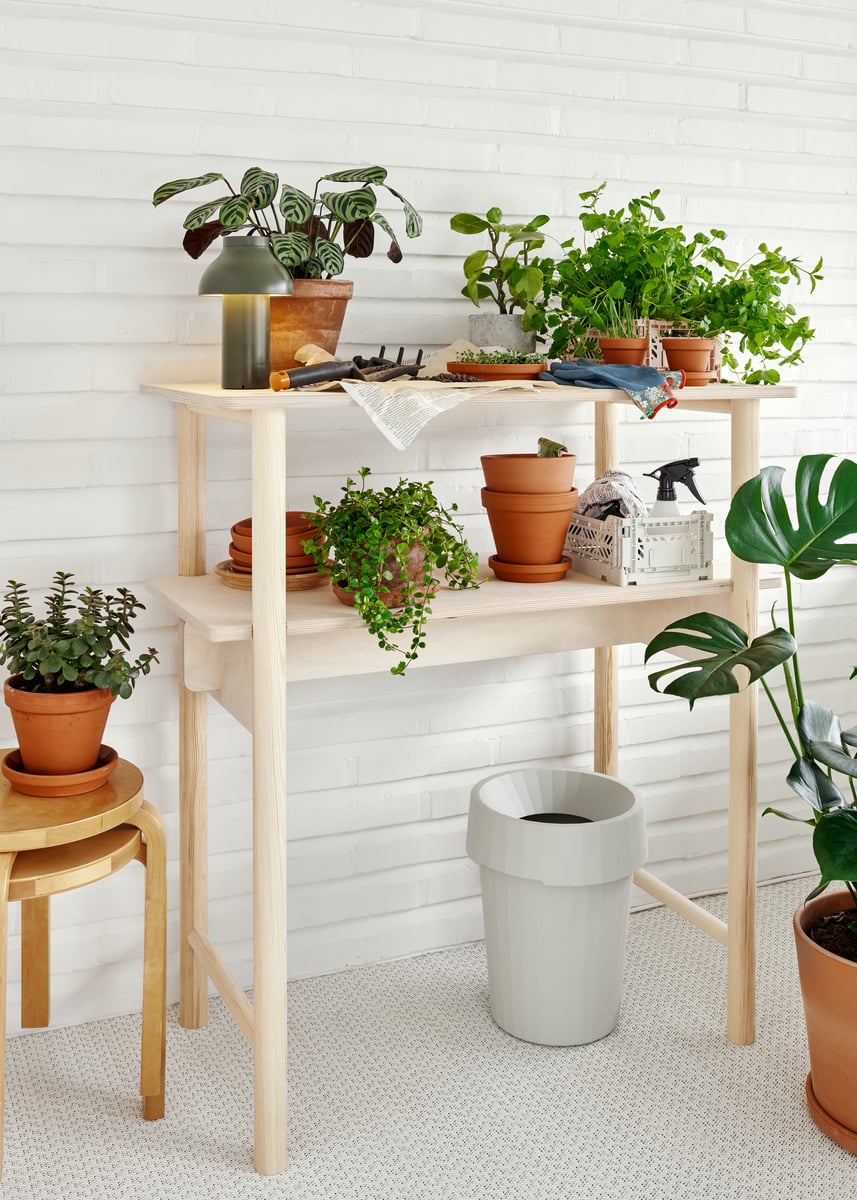 Shade Bin,  off white