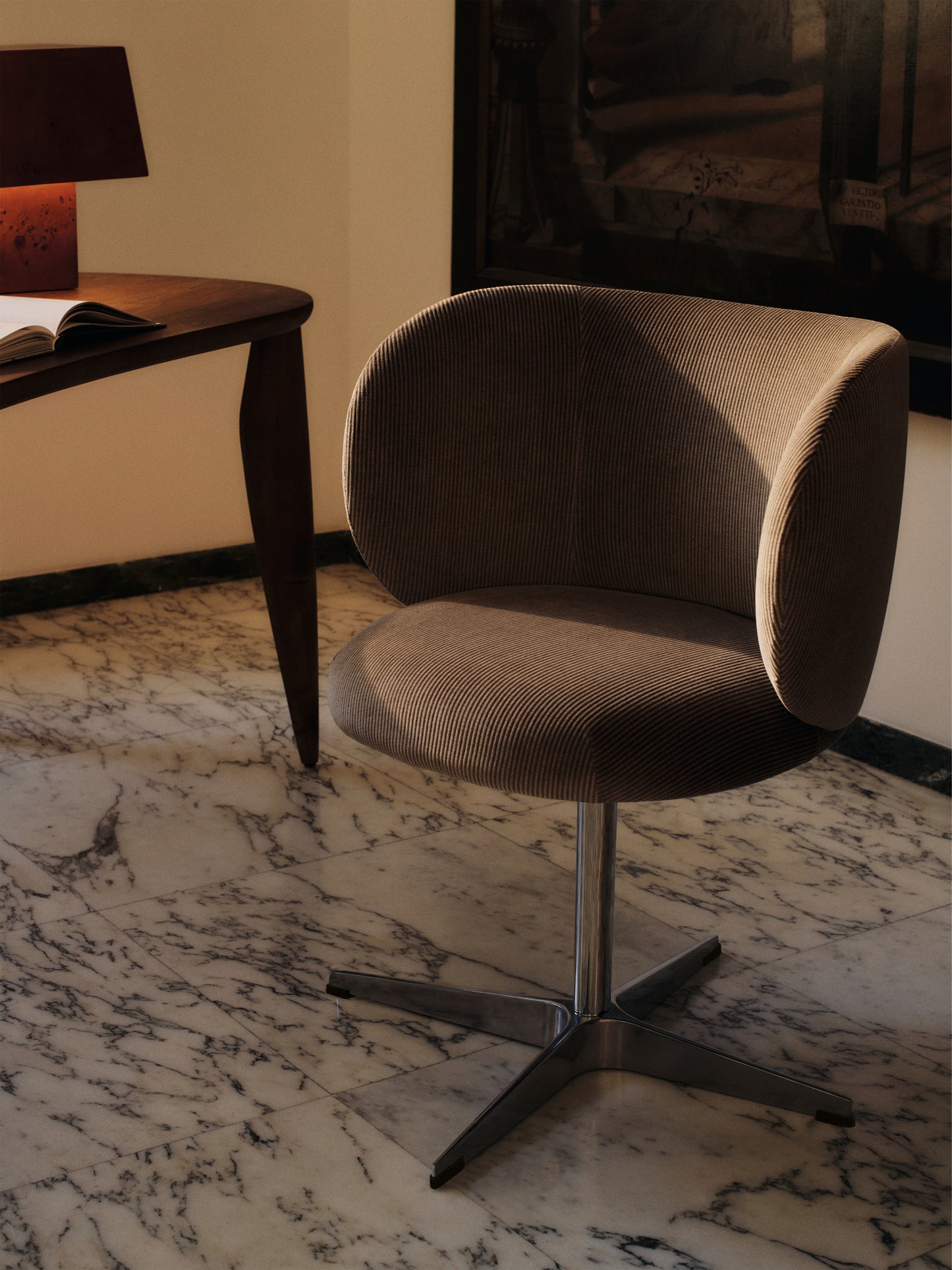 Feve table with a drawer, 86 x 160 cm, walnut