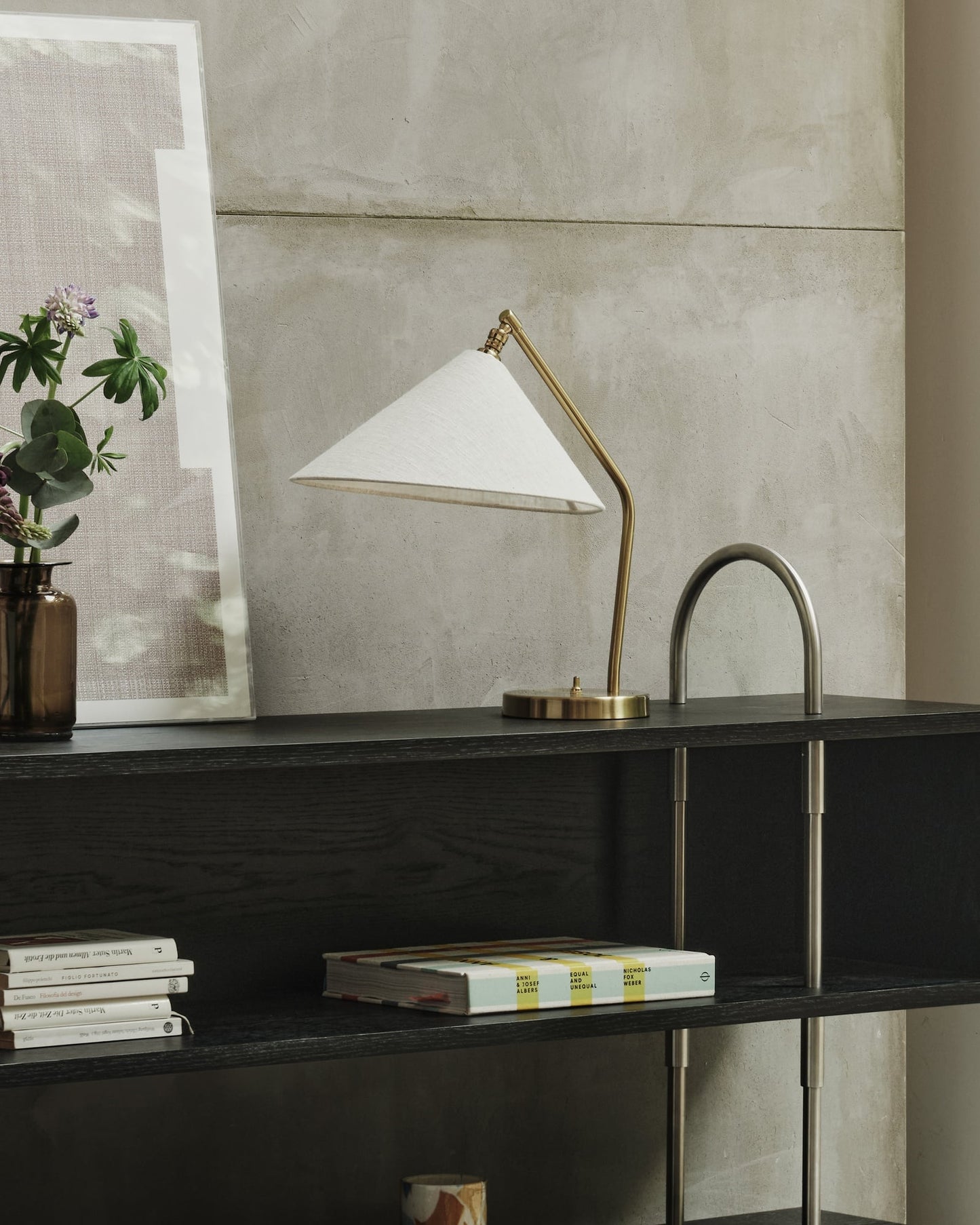 Gräshoppa table lamp, brass - canvas