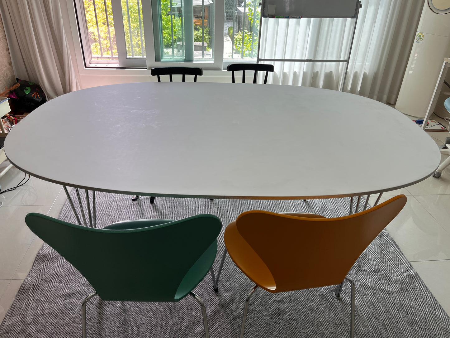 (Used/상태좋음) SUPERELLIPSE™ - B613, Dining Table, 180 x 120 cm (Table Height - 72 cm)