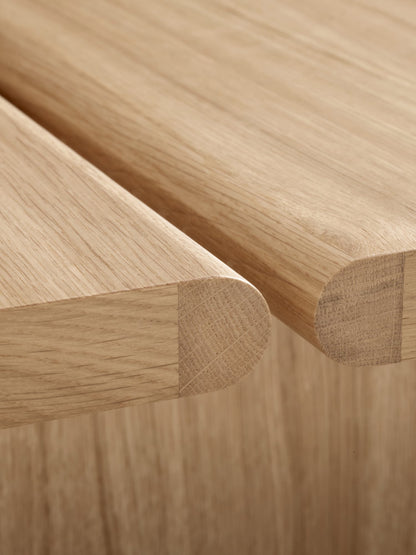 Ita OS4 coffee table, 110 x 110 cm, oak