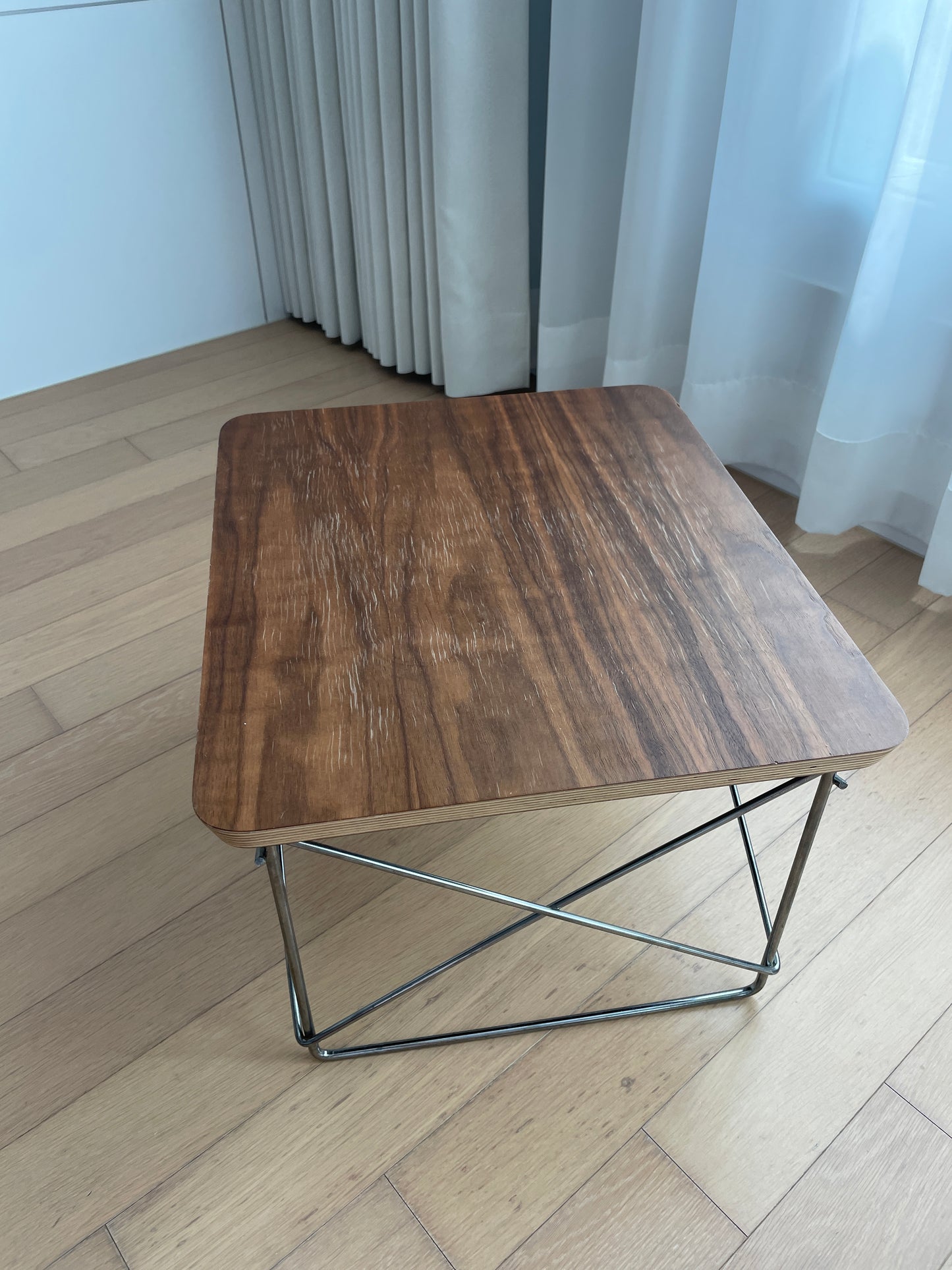 Eames Wire Base Low Table