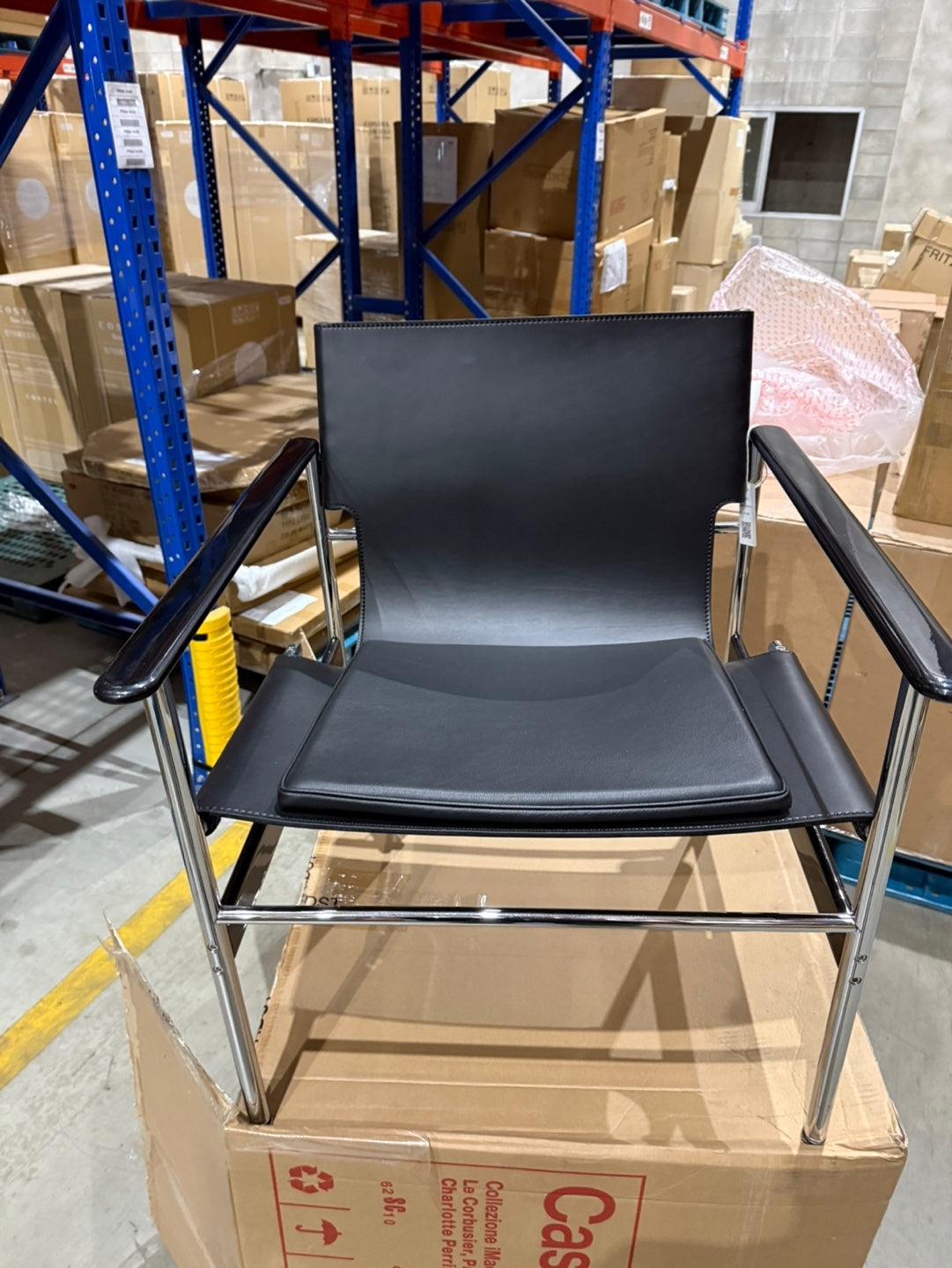 [국내재고] (B급) 폴록 - 가죽 암체어 (10% 추가할인)