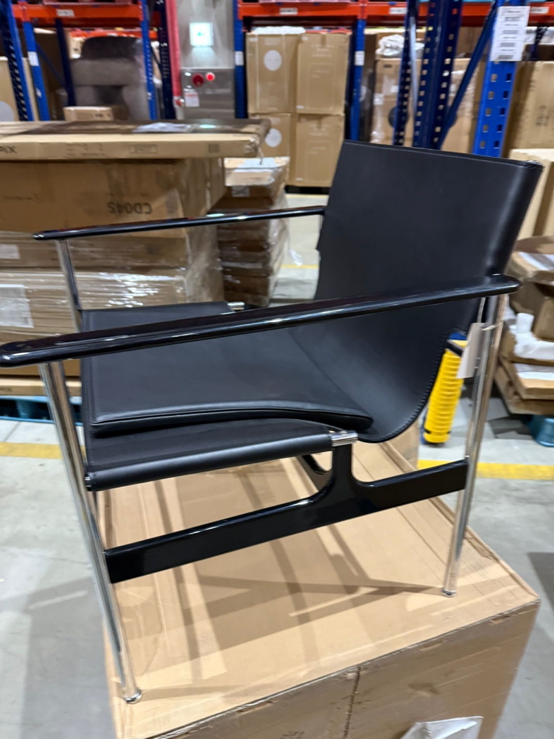 [국내재고] (B급) 폴록 - 가죽 암체어 (10% 추가할인)