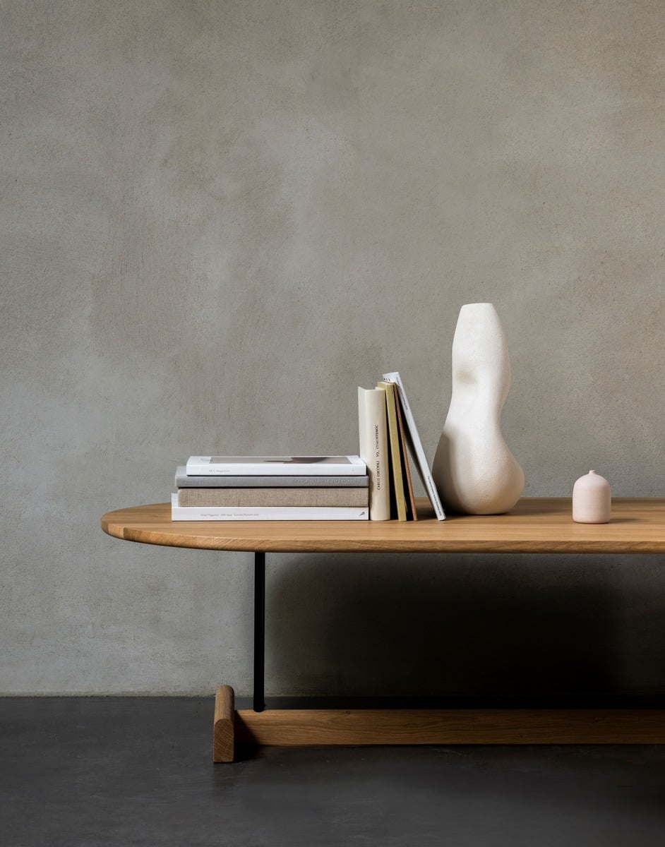 Koku coffee table, oval, lacquered oak