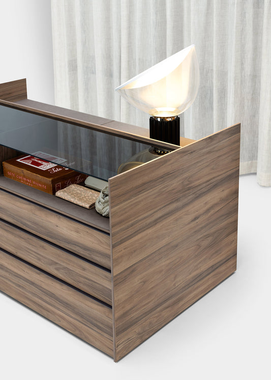 NOVEL ISLAND - Wooden chest of drawers with integrated handles