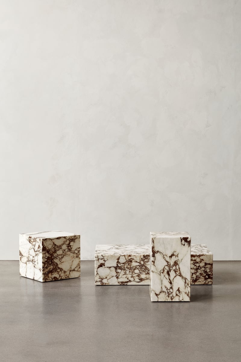 Plinth table, high, Calacatta Viola marble