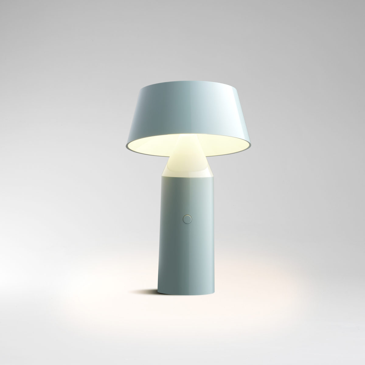 BICOCA - LED cordless polycarbonate table lamp by Marset