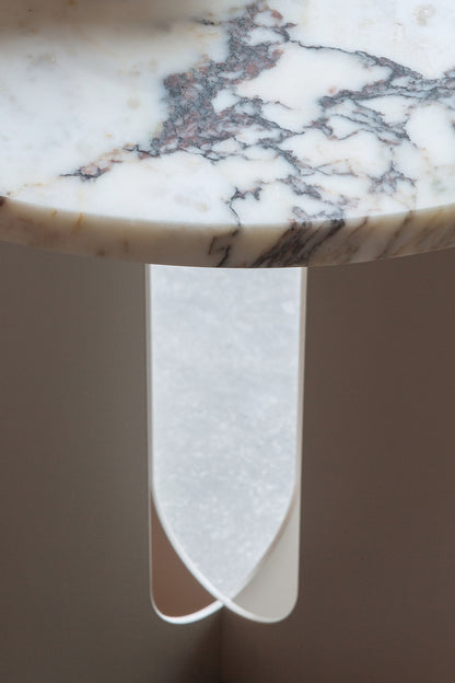 Androgyne marble table top, off white