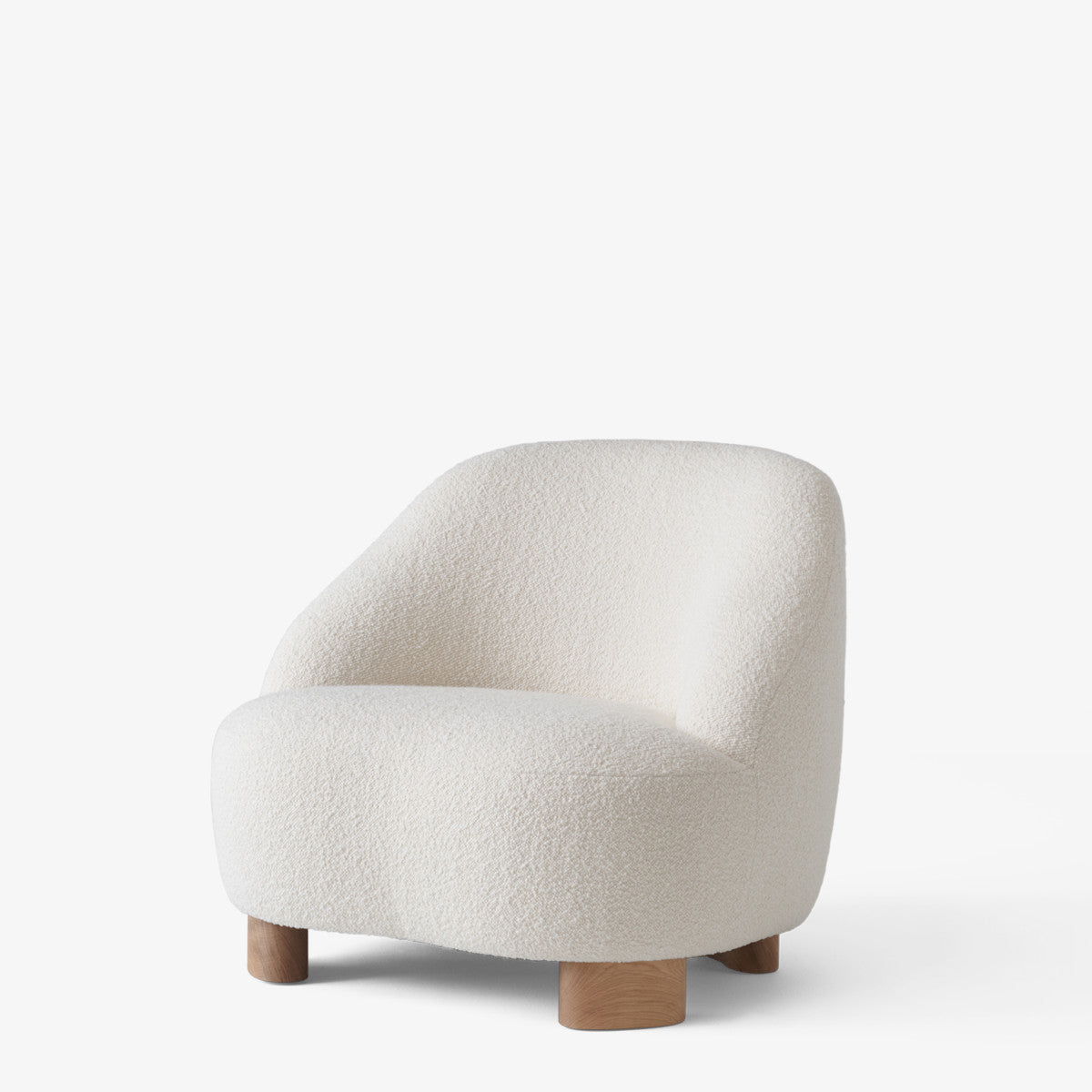 Margas Lc1 - Fabric Easy Chair With Armrests by &Tradition #Oiled Oak w. Karakorum 001