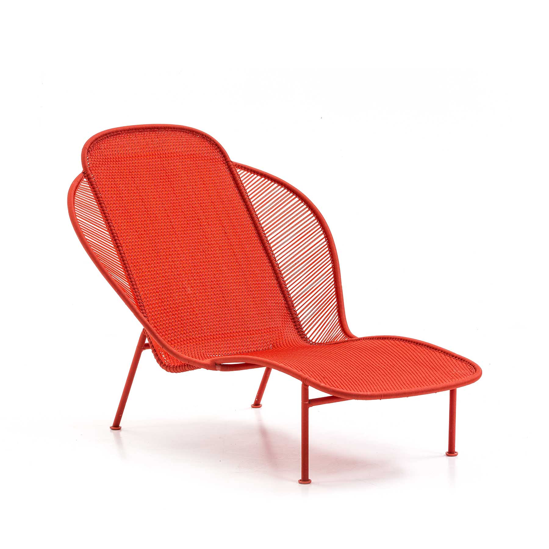 Imba - Colored Polyethylene Handwoven Threads Chaise Longue by Moroso #rouge