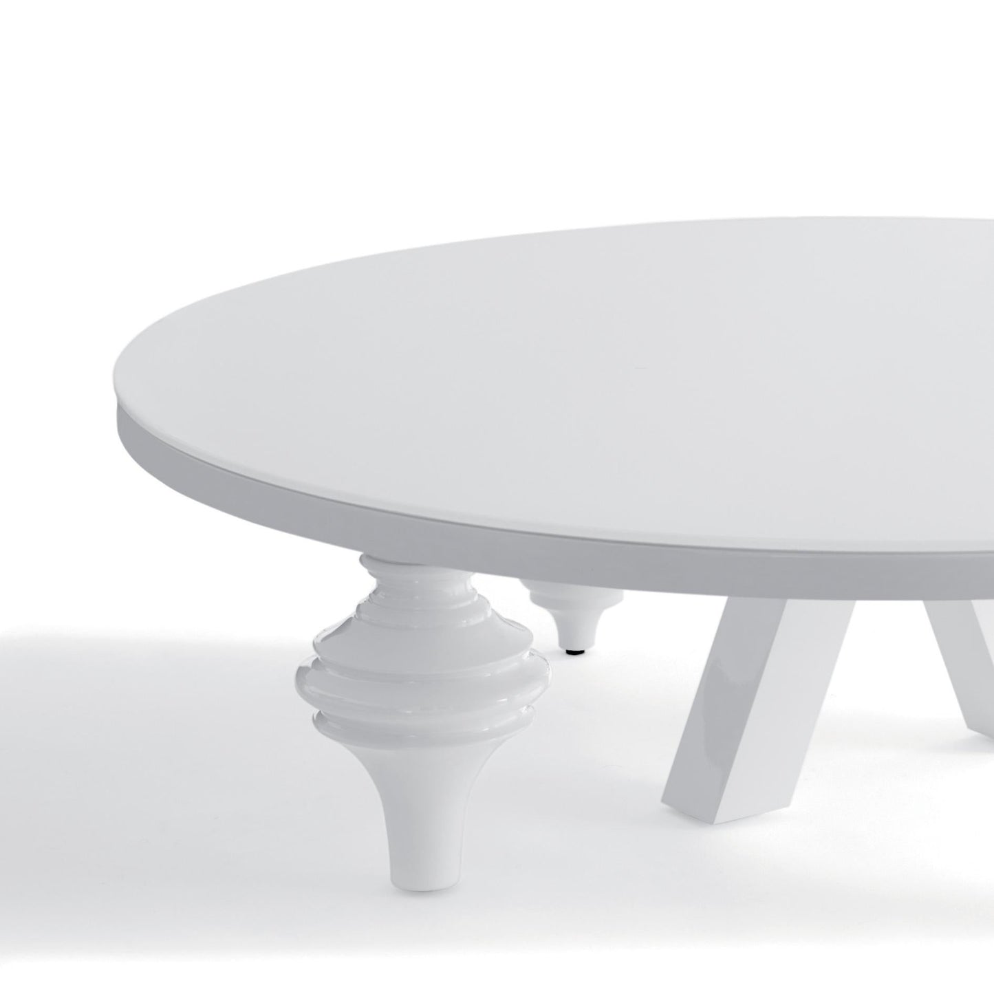 Round Low Coffee Table Multileg by Bd Barcelona Design