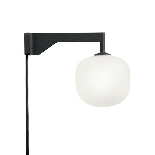 Rime Wall Lamp by Muuto #Black