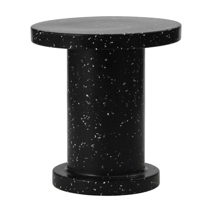 Bit side table, black