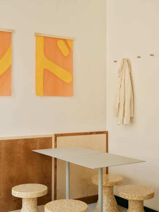 Bit stool, cone, yellow