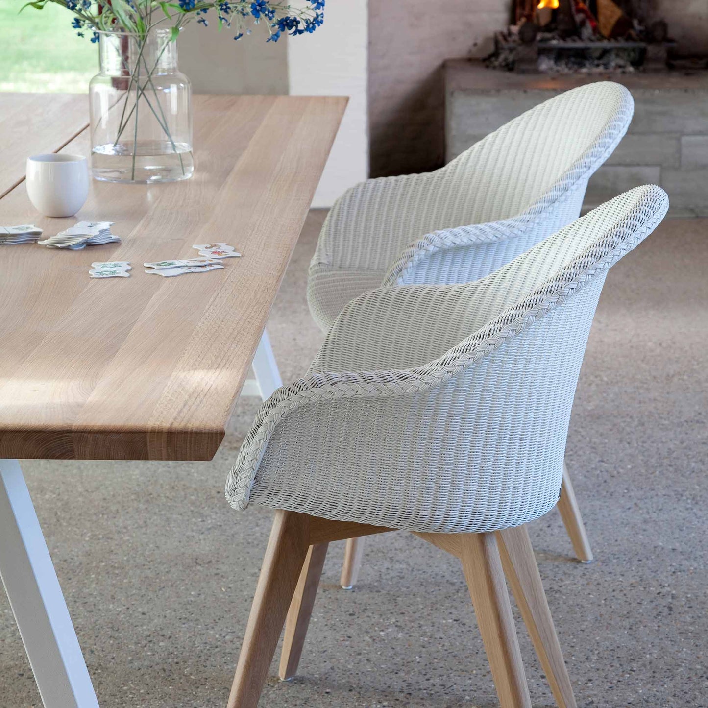 Dining Chair Oak Base AVRIL HB by Vincent Sheppard