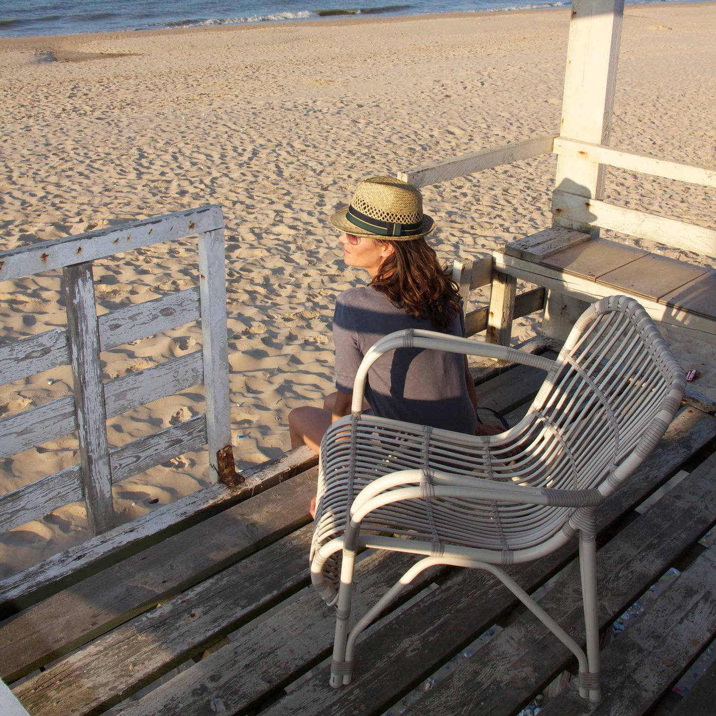 Wicker garden lazy armchair with armrests Lucy by Vincent Sheppard