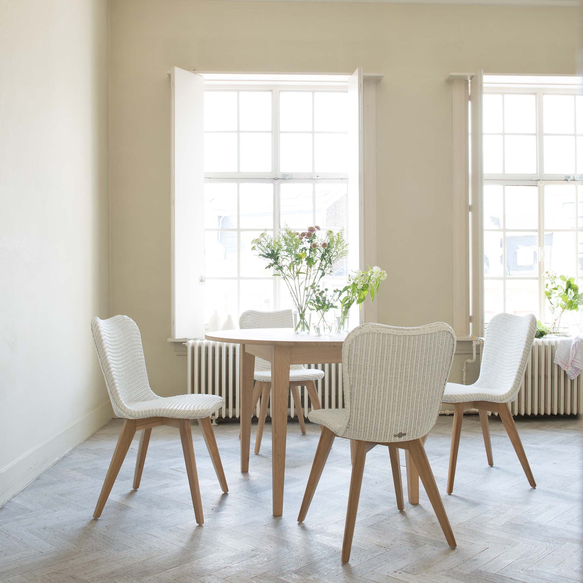 dining chair oak base LILY by Vincent Sheppard