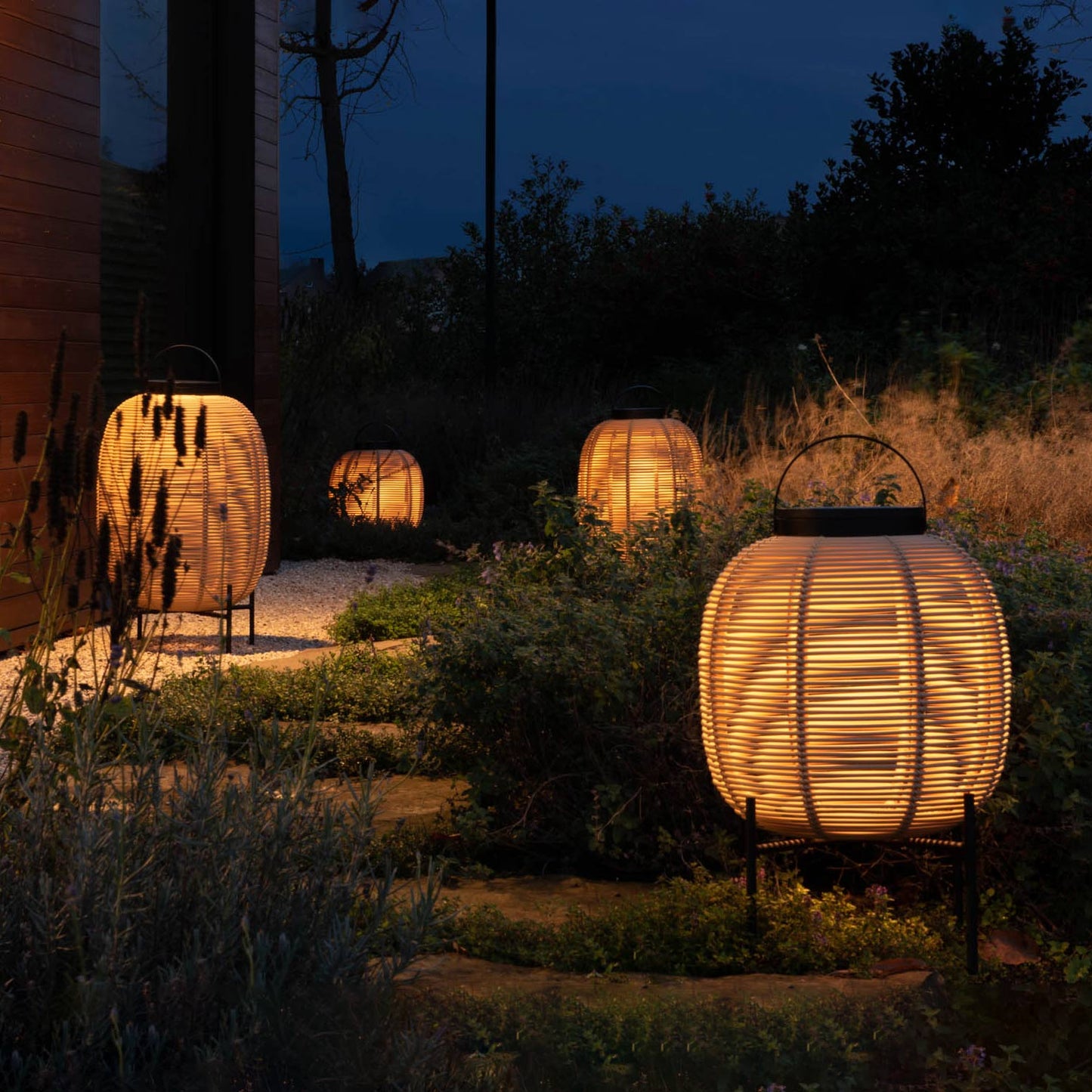 Solar powered wicker lantern with Steel Base TIKA by Vincent Sheppard #Camel