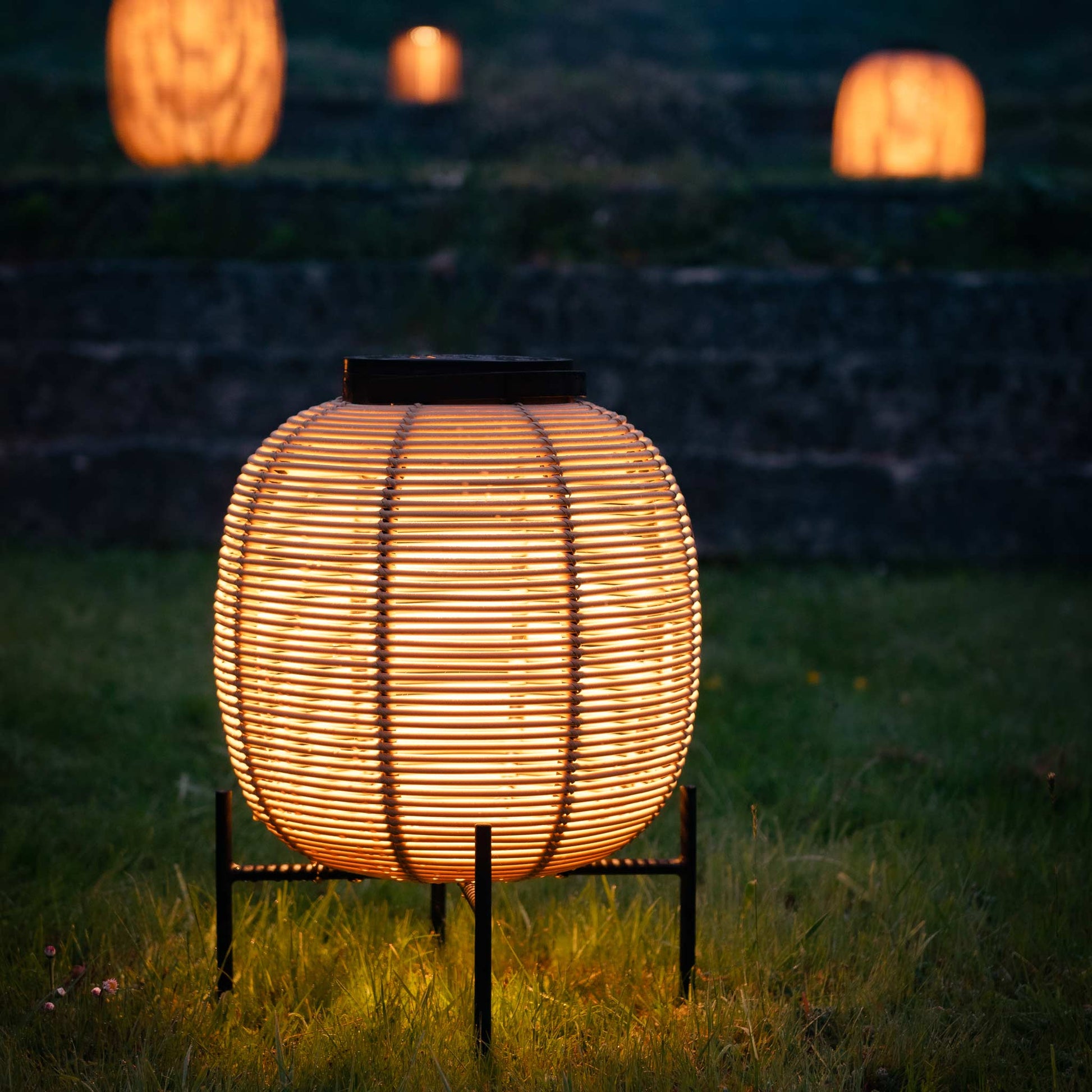 Solar powered wicker lantern with Steel Base TIKA by Vincent Sheppard #Camel